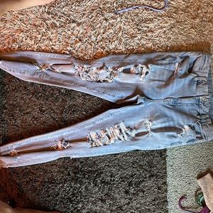 american eagle holy jeans